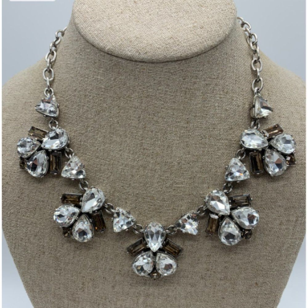 Stella & Dot Lila Statement Necklace